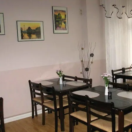 게스트하우스 Hotel-pension Am Savignyplatz 2*