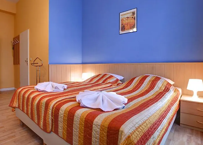 Hotel-pension Am Savignyplatz 2*