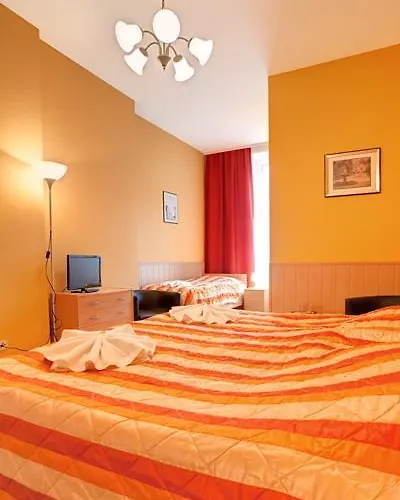 Hotel-pension Am Savignyplatz 2* 베를린