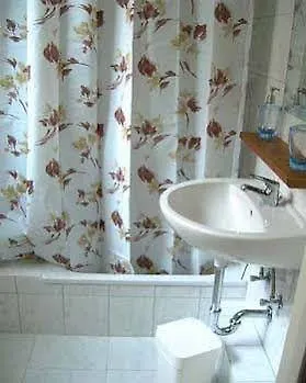 Hotel-pension Am Savignyplatz 2*