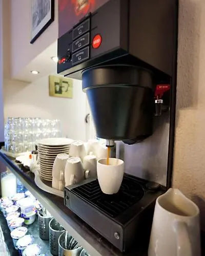 Affittacamere Hotel-pension Am Savignyplatz 2*