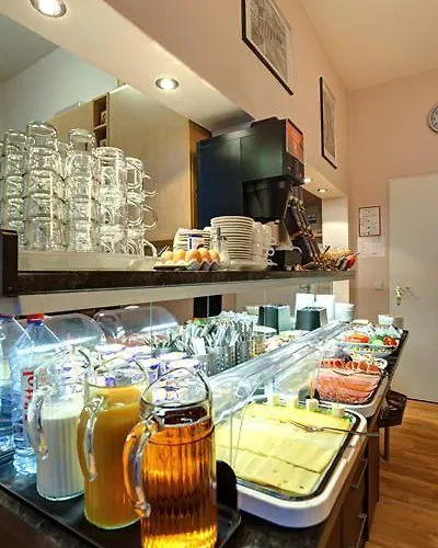 Hotel-pension Am Savignyplatz Pensión 2*